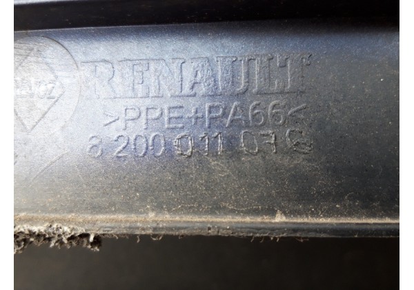 Крило ліве переднє Renault Megane II, 8200011076, 7701477186, 7701473702
